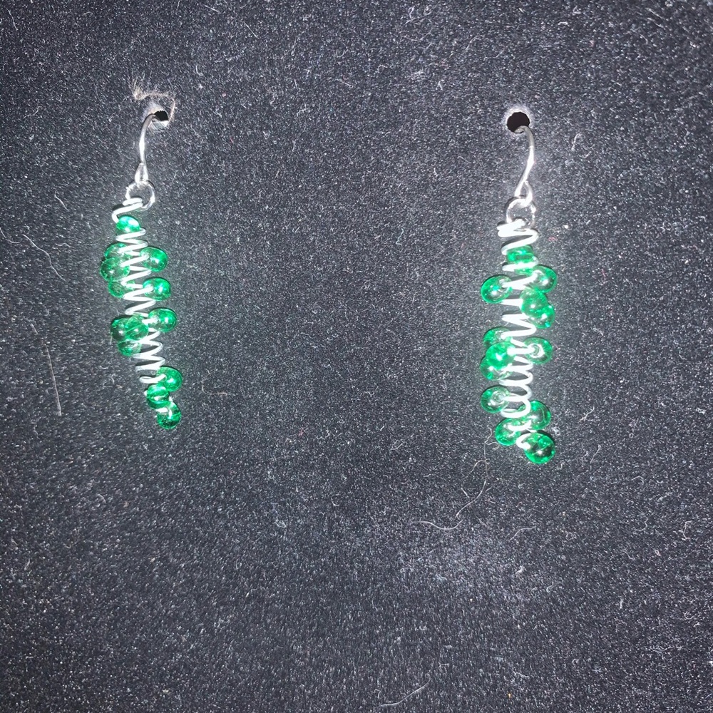 Fun green twisting earrings